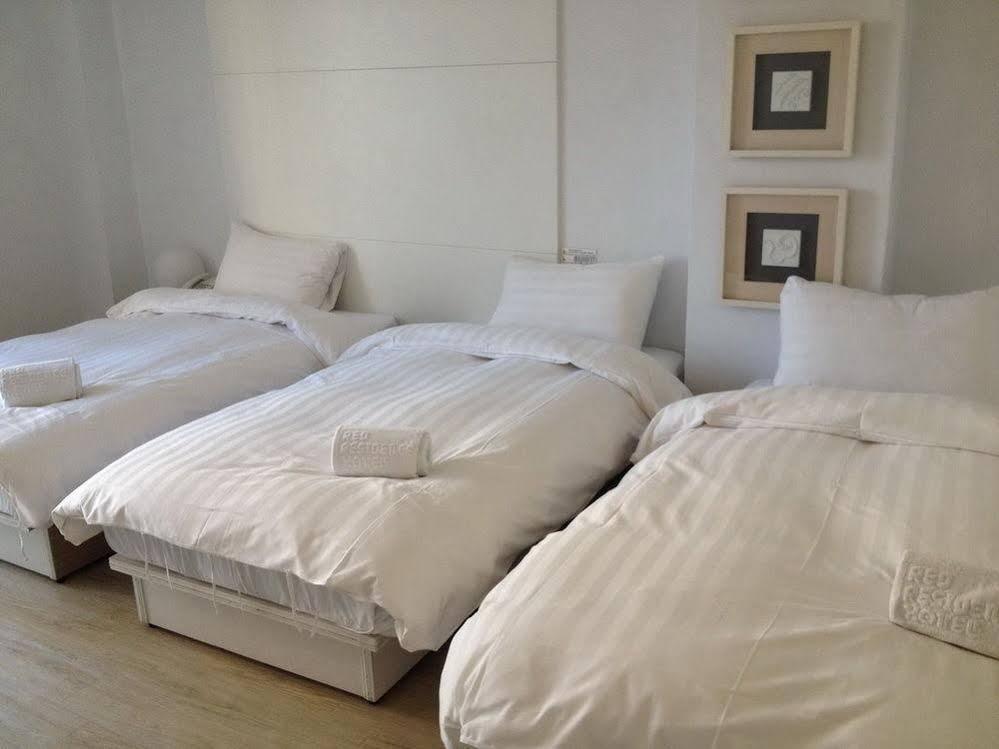 Days Fine Hotel Гаосюн Экстерьер фото