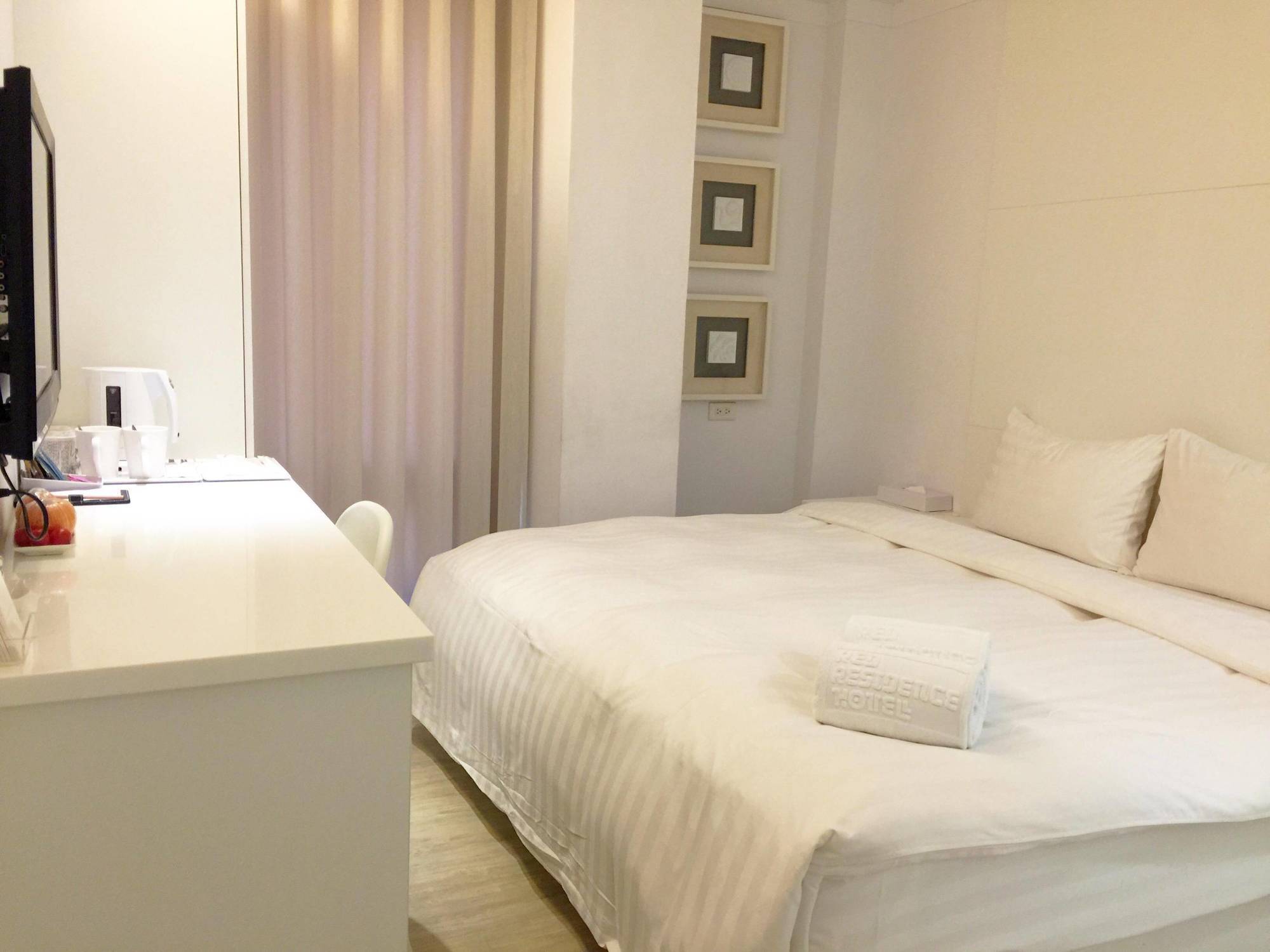Days Fine Hotel Гаосюн Экстерьер фото